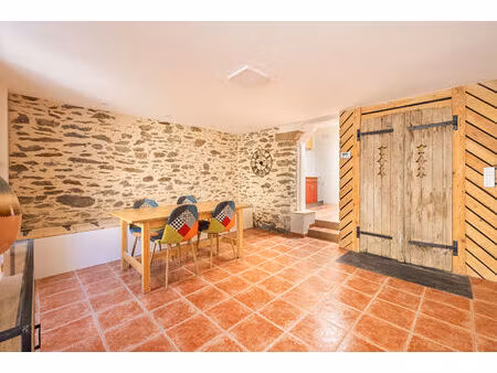 maison de bourg rénovée - 2 chambres