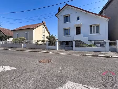 montluçon – jolie maison 3 chambres  rénovée avec goût