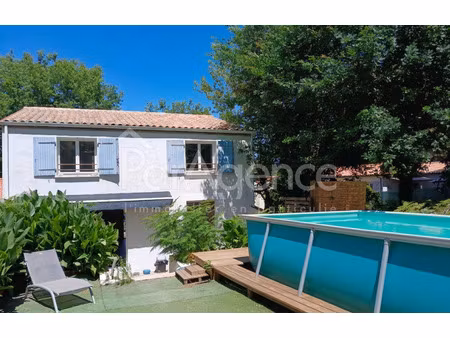 maison familiale - jardin et piscine