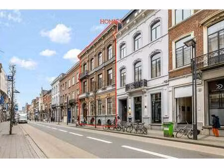 polyvalent kantoorgebouw in het hart van leuven