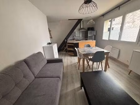 location appartement 2 pièces meublé à challans (85300) : à louer 2 pièces meublé / 50m² c