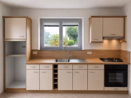 location appartement 4 pièces à gouesnou (29850) : à louer 4 pièces / 82m² gouesnou