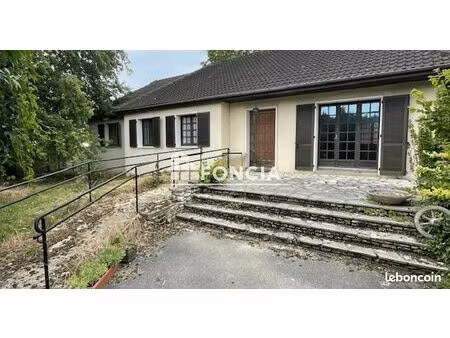 maison familiale de plain-pied avec sous-sol total – centre de morigny-champigny