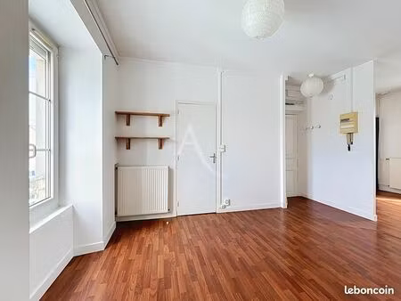 studio 1 pièce 29 m²
