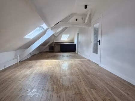 t2 refait à neuf – 60 m² au sol – beaulieu wattrelos – lumineux & cachet
