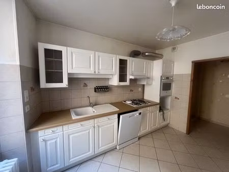 appartement 3 pièces 69 m²