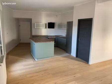 appartement 3 pièces 76 m²