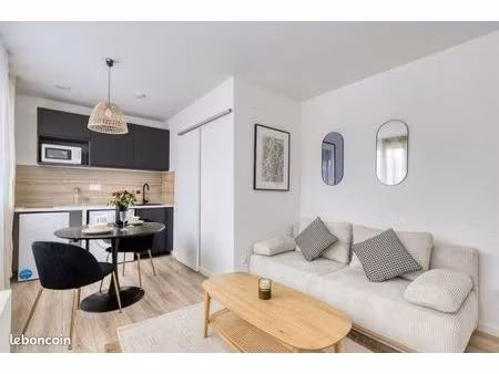 56 rue de calais  59200 tourcoing