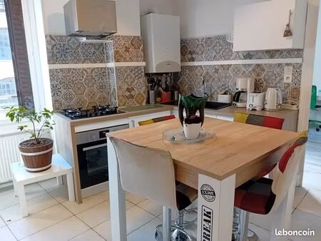 t4 meublé rénové – 73 m² - vienne centre