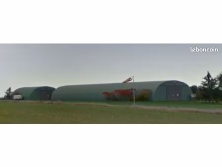 place de hangar pour véhicule