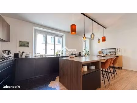 maison de ville 6 pièces 124 m²