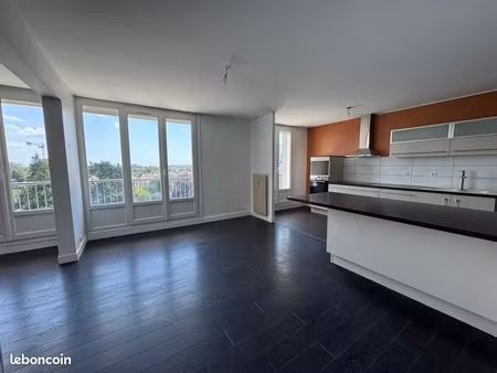 appartement 3 pièces 70 m²