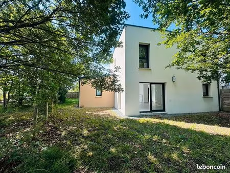 maison 5 pièces 115 m²