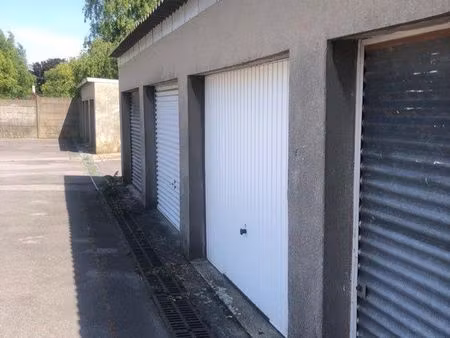un box à louer à la résidence du château ablon sur seine
