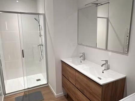 chambre meublée - proche saint serge