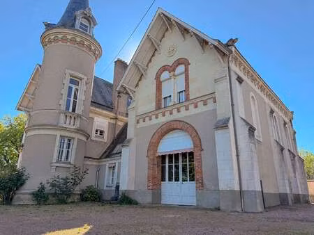 vente demeure d'exception à angers centre (49000) : à vendre / 290m² angers centre