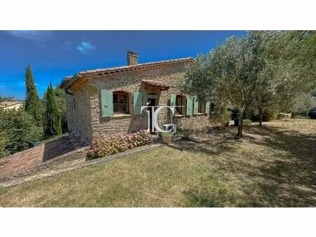 maison de caractere sur 2247m² de terrain