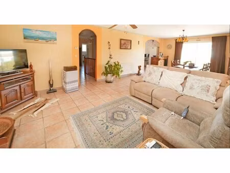 maison t3  126 m² avec ascenseur jardin et grand garage 55 m2