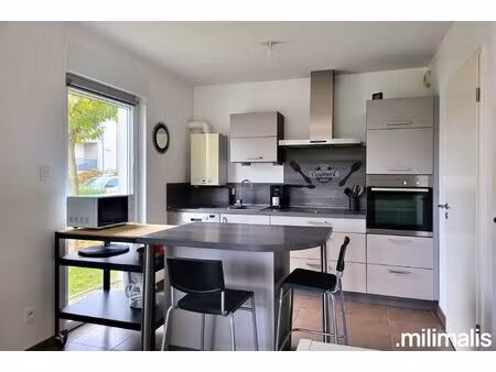 agréable t2 meublé avec jardin et garage