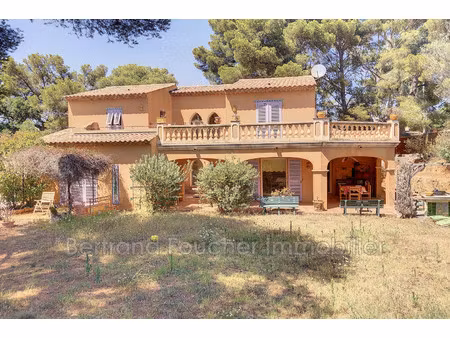 maison de luxe à vendre dans le quartier sud