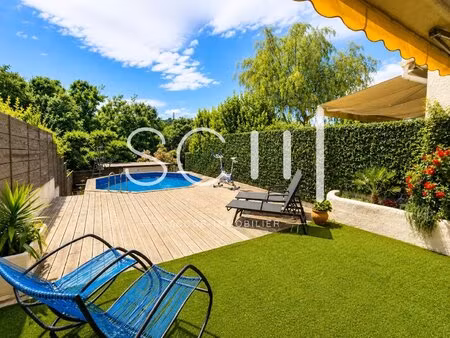 duplex avec piscine