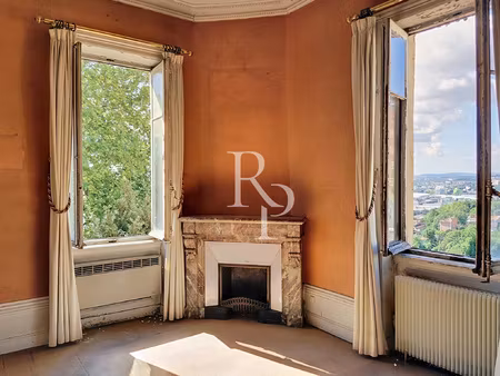 appartement t4 idealement placé avec vue lyon 5 st just