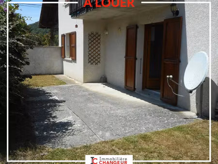 location appartement 3 pièces 66 m² à saint-nicolas-de-macherin (38500)