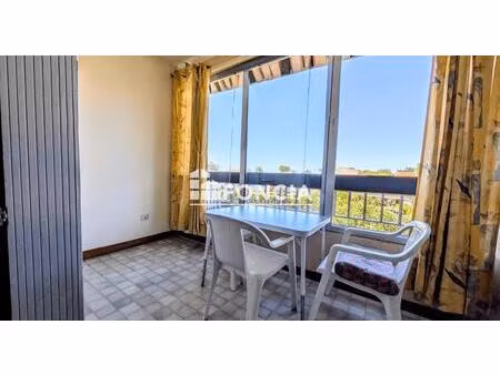 studio avec loggia & parking privatif a 2 pas des plages