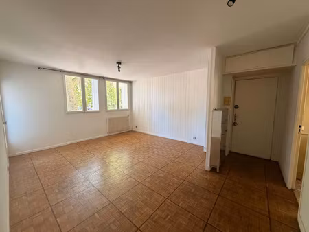 toulouse rangueul - t3 de 58 83m2 avec loggia et cave