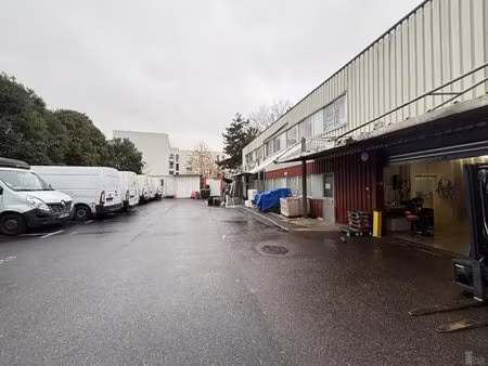 vente local d'activités 455 m²
