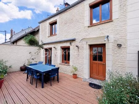 maison de ville avec terrasse !