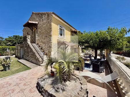 maison de charme en pierre  avec 2 gîtes attenants