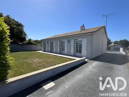 maison traditionnelle à le poiré-sur-vie (85170)