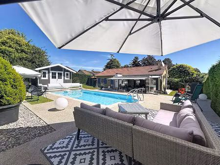 belle maison de plain pied à meximieux 3 chambres  véranda  piscine  garage sur 761m2