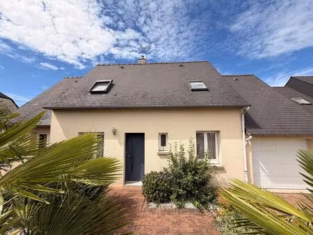 maison lumineuse avec vue campagne – saint-m’hervé
