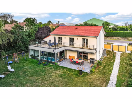 superbe individuelle contemporaine  4 ch  de 160 m2  espace