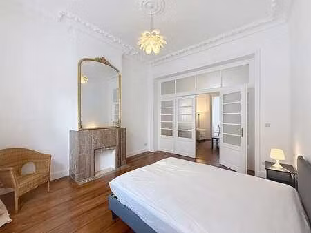 quartier européen - duplex meublé