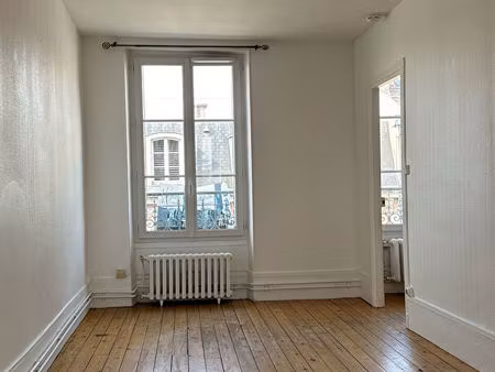 appartement saint germain en laye 3 pièce(s) 61.33 m2