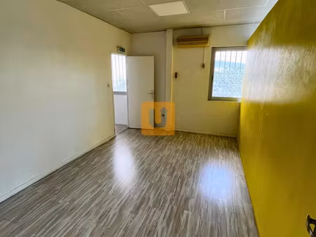 bureau 220m2 - proximite immediate au boulevard sud