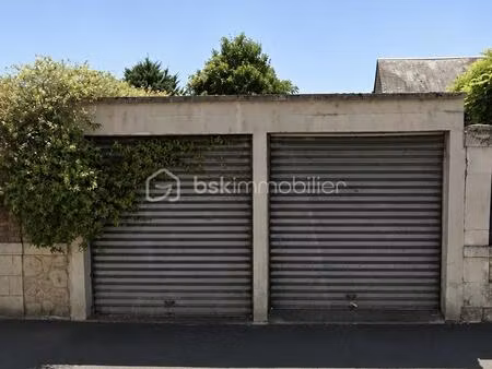 parking de 129 m² à tours