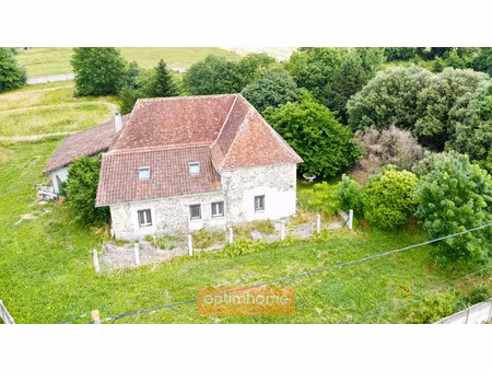 proche de sauveterre de bearn (64)