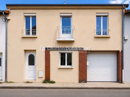 roanne - maison 3 chambres 78m2 avec garage et terrasse
