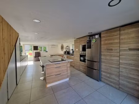 saint marcellin en forez - maison avec 1200m² de terrain