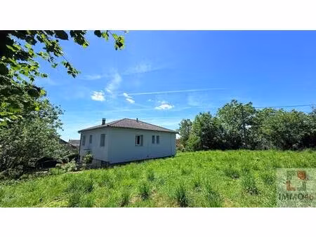 maison 2 chambres sur sous sol