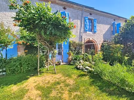 maison de 152 90 m² à espalais