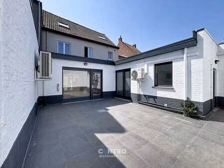 instapklaar woon- en handelshuis te ledegem!