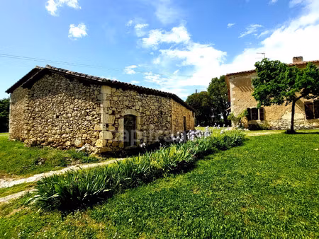 maison à vendre saint clar 8 pièce(s) 220m2 220 000€
