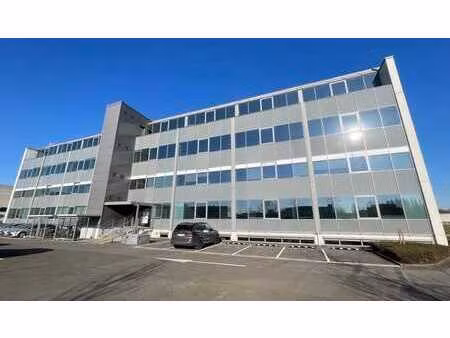 bureaux à louer dans l'immeuble de bureaux moderne bosuil à