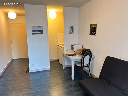 studio meublé