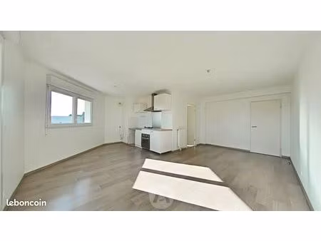 appartement 3 pièces 65 m²